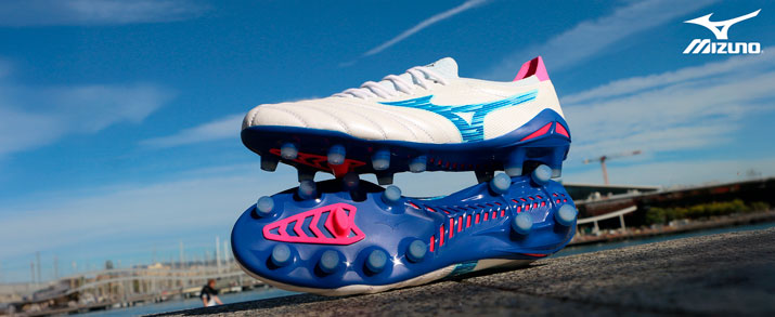 Botas de fútbol Mizuno 2025